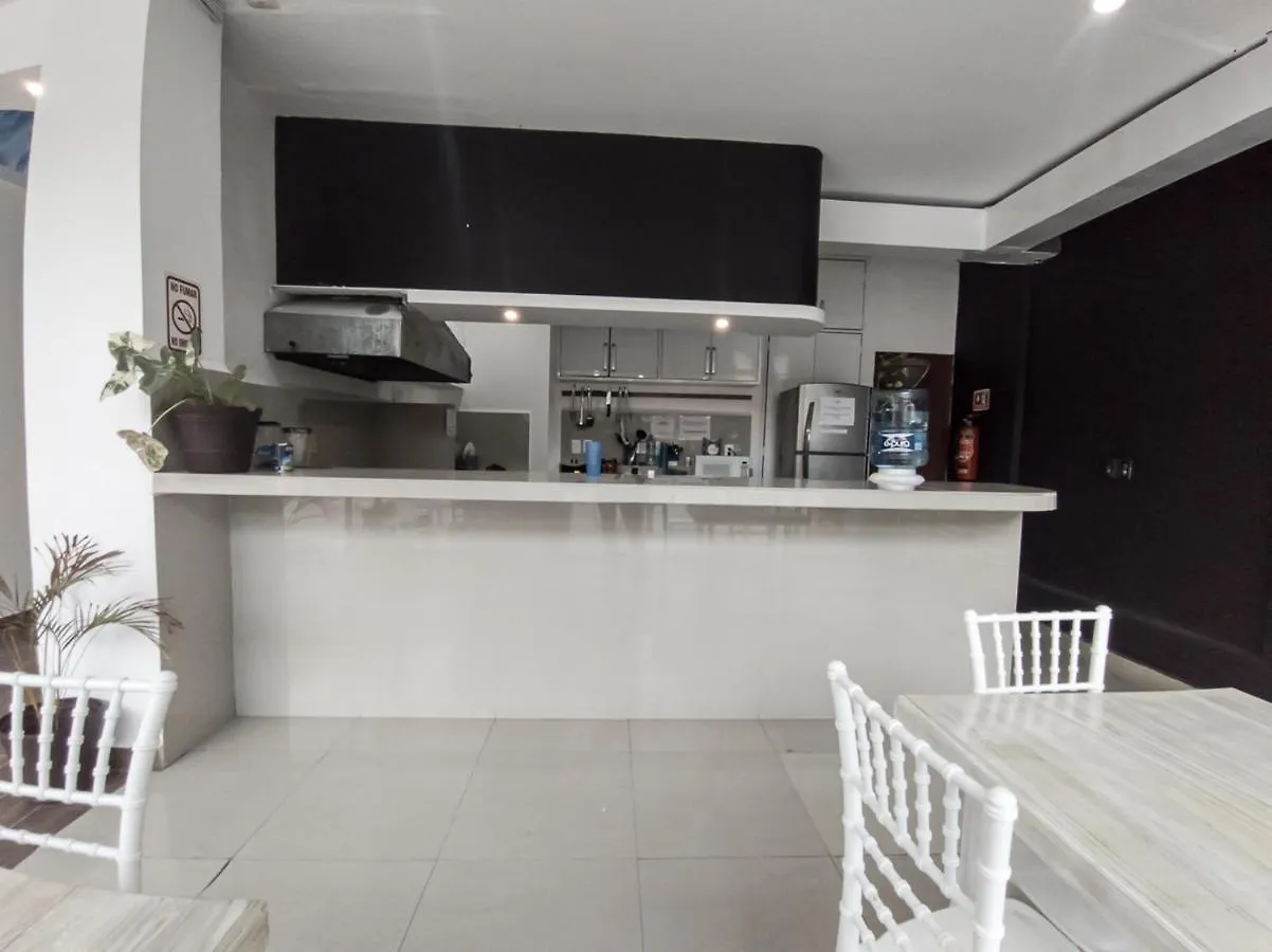 Lezzoto Hostel Boutique 2,5 Playa del Carmen